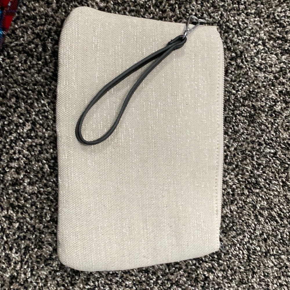 wristlet